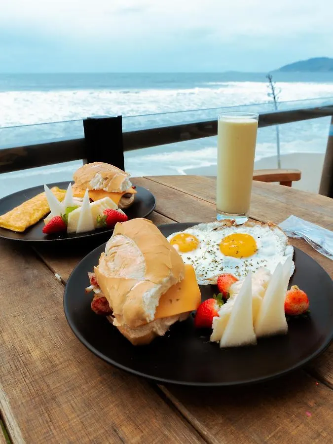 Graffi Beach House Florianópolis 0*,